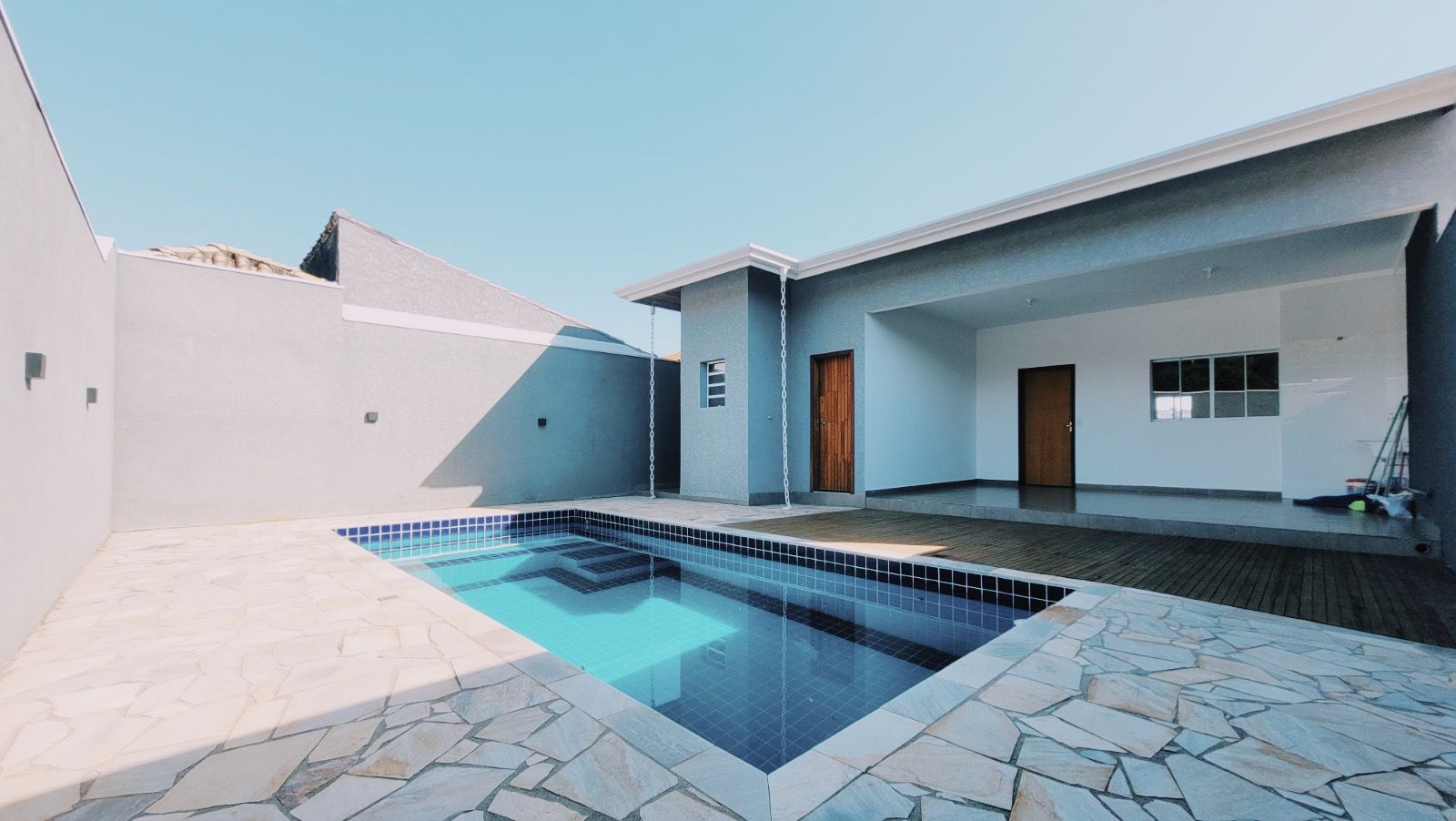 Linda Casa Para Locação Com Piscina