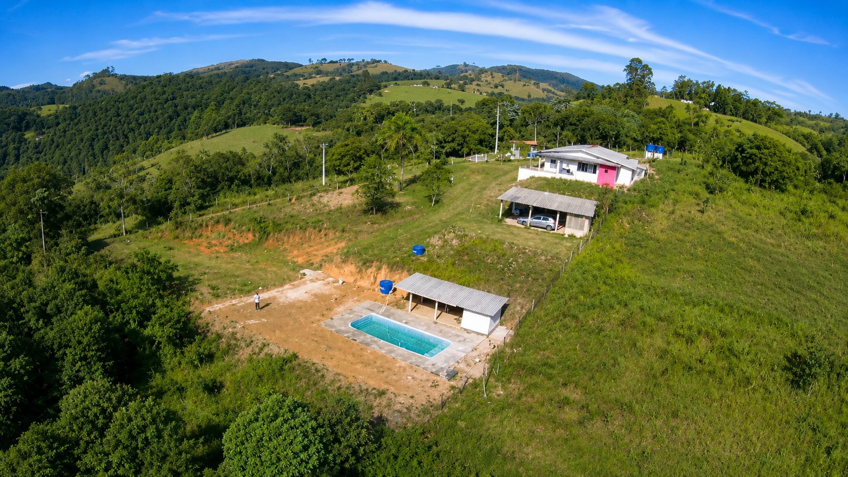 Linda Chácara no Bairro do Pião - Cidade de Piracaia - R$365.000,00