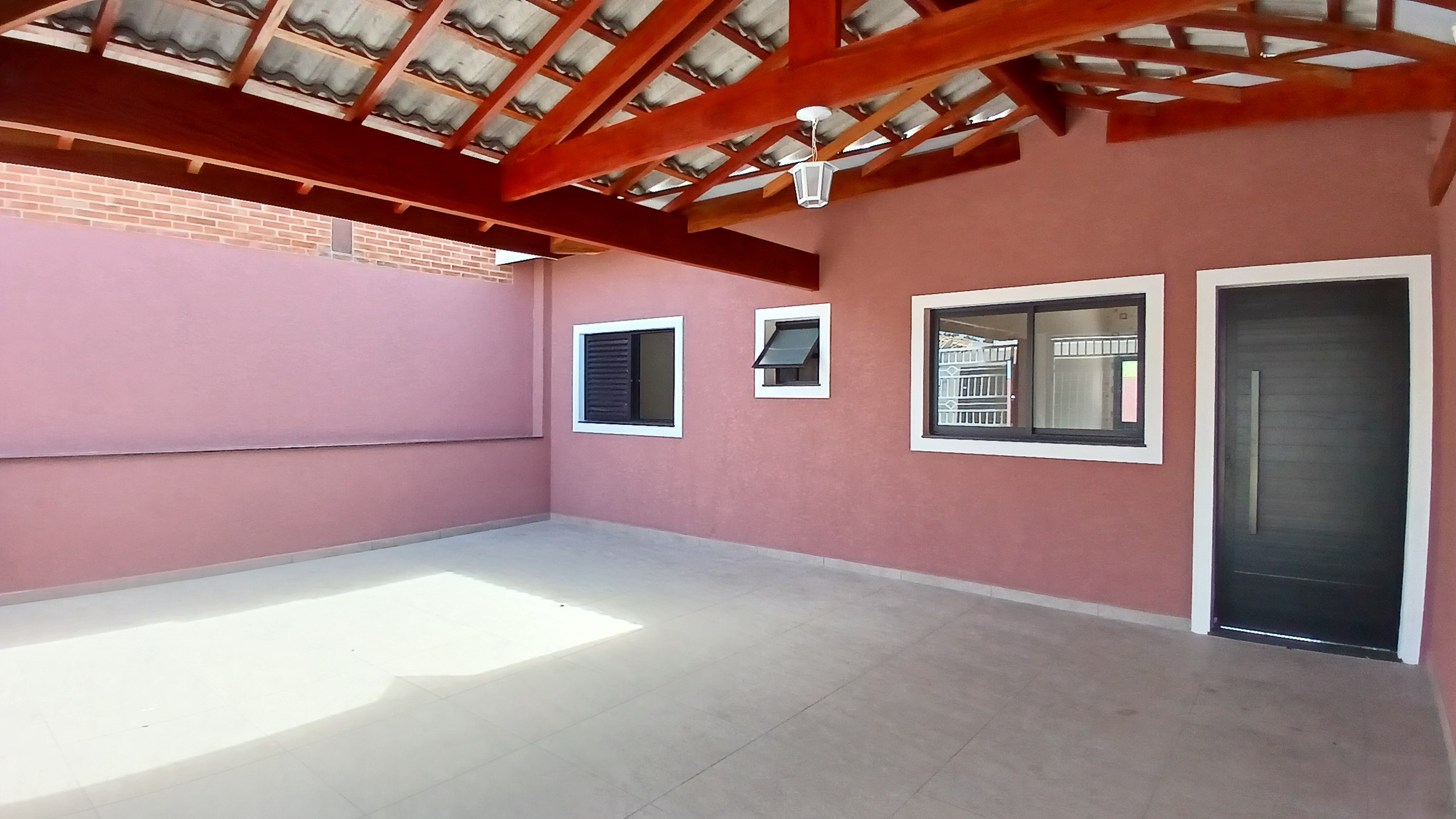 Casa Nova Para Locação no Bairro Girassóis