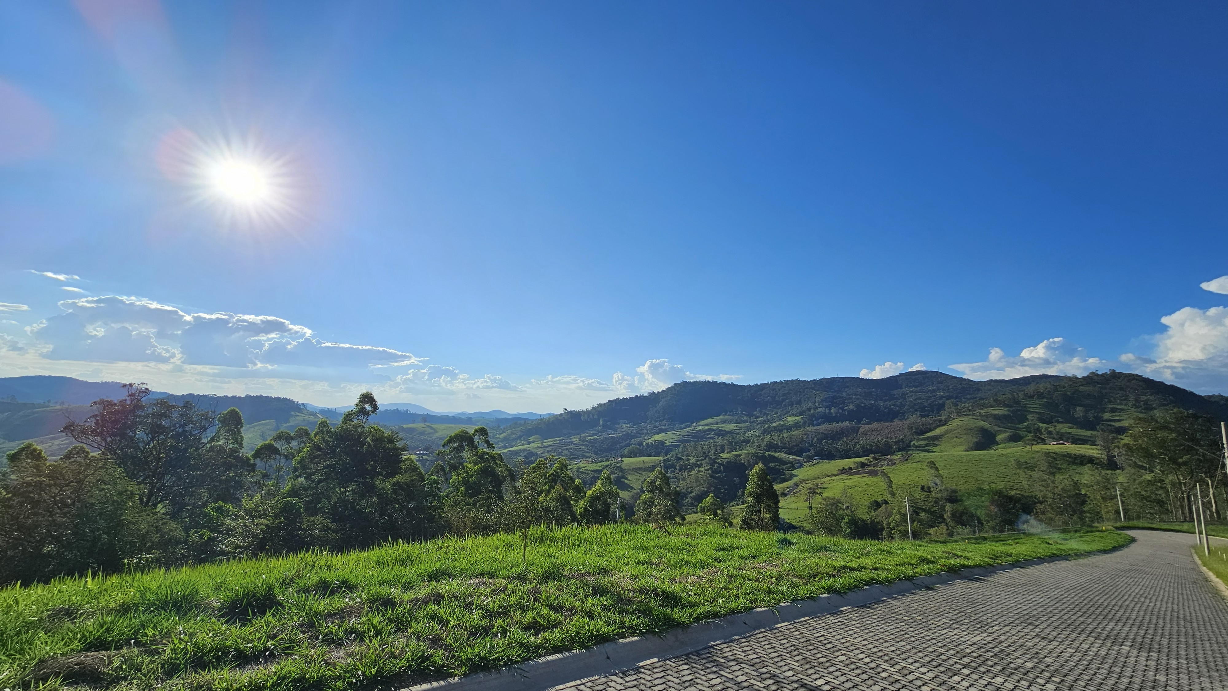 Terreno de 270m² - No Paraiso da Montanha - Piracaia - SP
