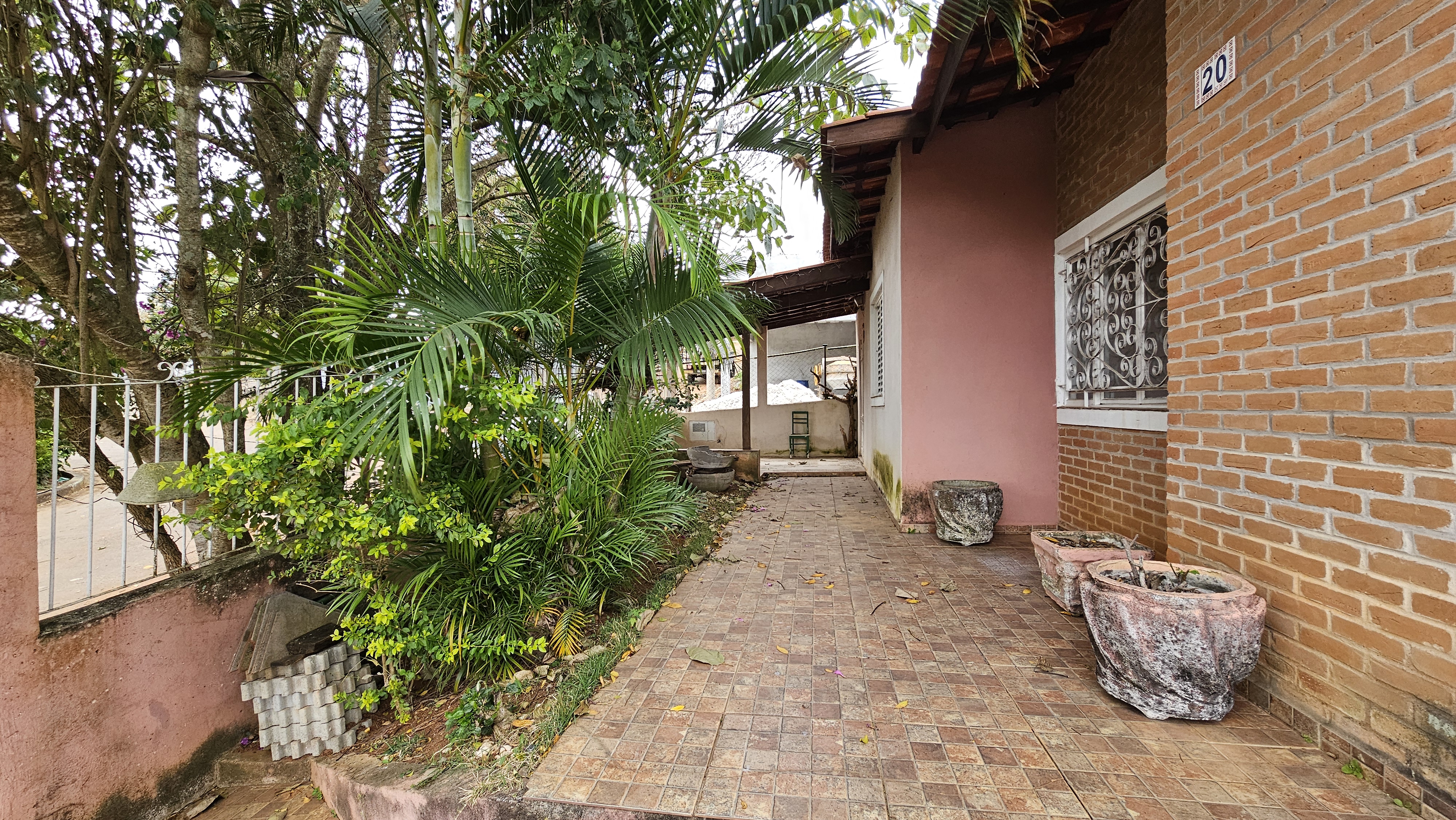 CASA À VENDA NO BAIRRO JARDIM IPÊ - PIRACAIA/SP