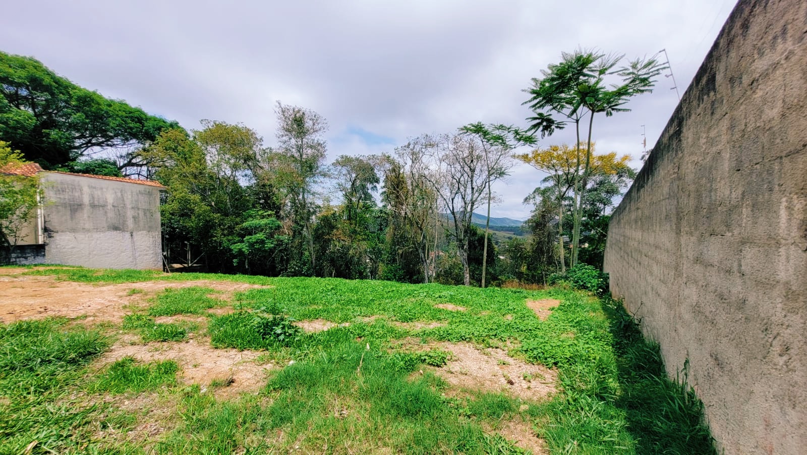 Terreno no Bairro Jd. Monte Cristo