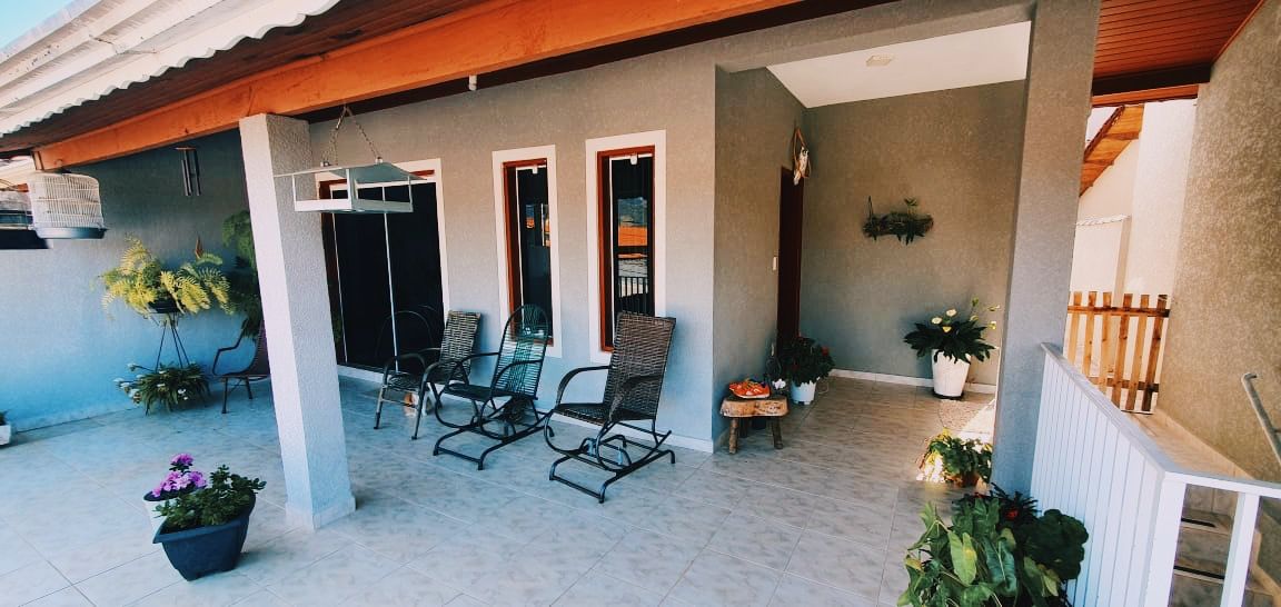 Excelente Sobrado em Joanópolis